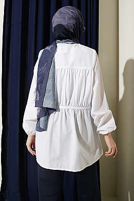 Taş Düğmeli Büzgülü Gömlek Beyaz - Gömlek