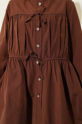 Taş Düğmeli Büzgülü Gömlek Kahve - Gömlek