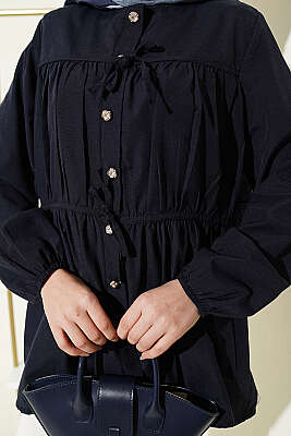 Taş Düğmeli Büzgülü Gömlek Lacivert - Gömlek