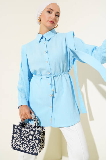 Taş Düğmeli Omuz Pileli Gömlek Buz Mavisi - Gömlek