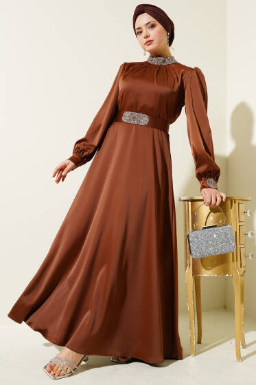 Taş İşlemeli Saten Abiye Elbise Kahve - Elbise
