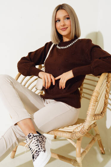 Taş Kolyeli Kısa Triko Kazak Kahve - Yeni Giyim