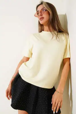 Taş Kristal T-shirt Sarı - Kadın Giyim Modelleri
