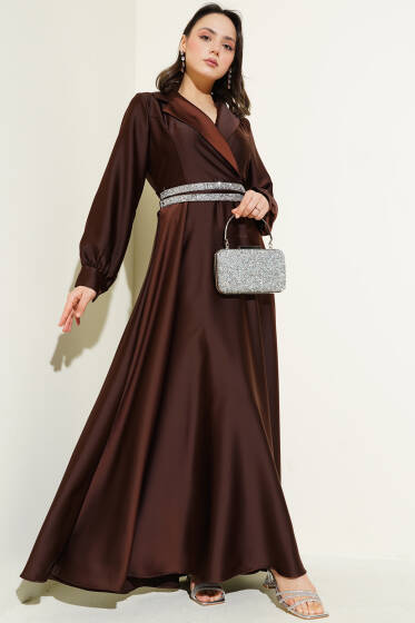 Taş Kuşaklı Kruvaze Yaka Saten Elbise Kahve - Elbise