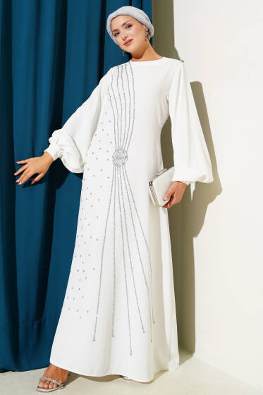 Taş Şerit Geçişli Kuşaklı Abiye Elbise Beyaz - Abiye Elbise