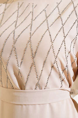 Taş Süslemeli Elbise Bej - Thumbnail
