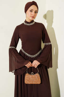 Taş Süslemeli Şifon Abiye Elbise Kahve - Elbise