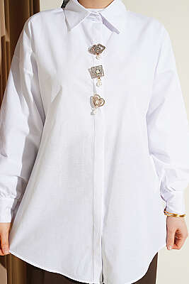 Taşlı Broşlu Gizli Düğmeli Gömlek Beyaz - Gömlek