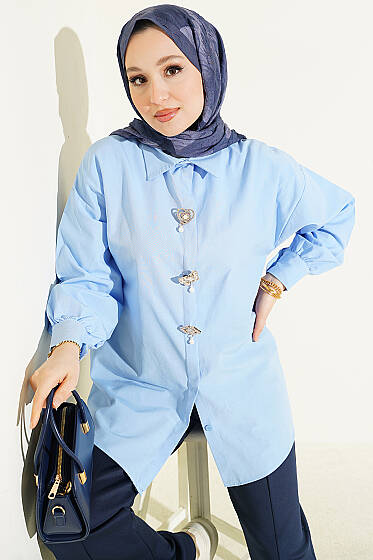 Taşlı Broşlu Gizli Düğmeli Gömlek Mavi - Gömlek
