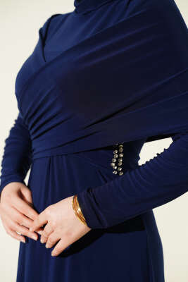 Taşlı Çapraz Yakalı Sandy Abiye Elbise Lacivert - Elbise