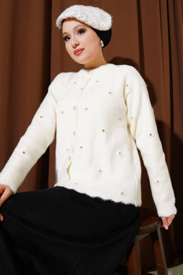 Taşlı Çiçek Düğmeli Sakallı Hırka Ekru - Hırka