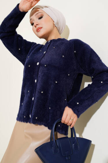 Taşlı Çiçek Düğmeli Sakallı Hırka Lacivert - Hırka