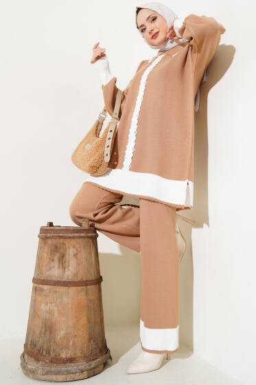 Taşlı Gömlek Yaka Triko İkili Takım Bisküvi - İkili Takım