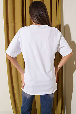 Taşlı Güpür Çiçekli T-shirt Beyaz - Kadın Giyim Modelleri