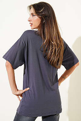 Taşlı Güpür Çiçekli T-shirt Füme - Kadın Giyim Modelleri