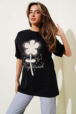 Taşlı Güpür Çiçekli T-shirt Siyah - Kadın Giyim Modelleri