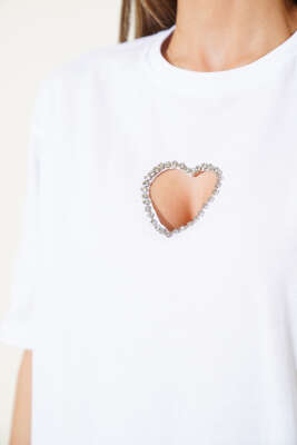 Taşlı Kalp Dekolteli T-shirt Beyaz - Yılın Fırsatı