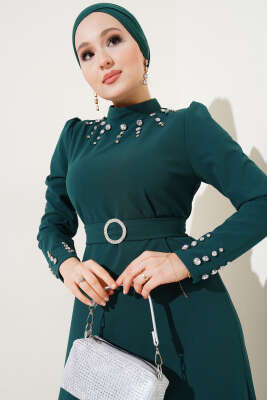 Taşlı Kemer Tokalı Elbise Zümrüt - Tesettür Elbise