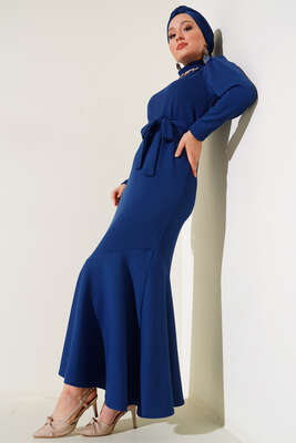 Taşlı Kolye Detaylı Kuşaklı Elbise Lacivert - Thumbnail