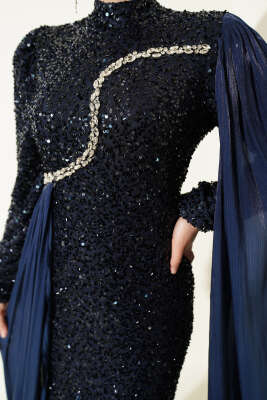 Taşlı Pul Payetli Pelerinli Abiye Elbise Lacivert - Elbise