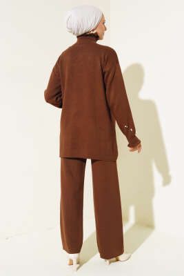 Taşlı Yaka Fırfırlı Triko İkili Takım Kahve - Triko İkili Takım