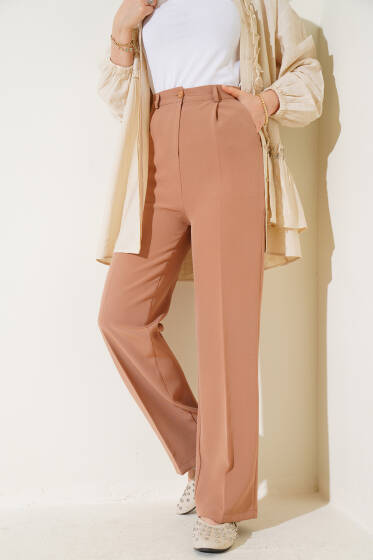 Tek Pileli Cepli Kumaş Pantolon Latte - Pantolon