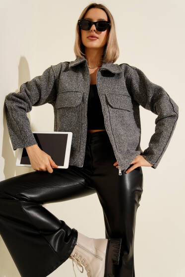 Ters Dikişli Kısa Ceket Kırçılı Gri - Kadın Giyim Modelleri