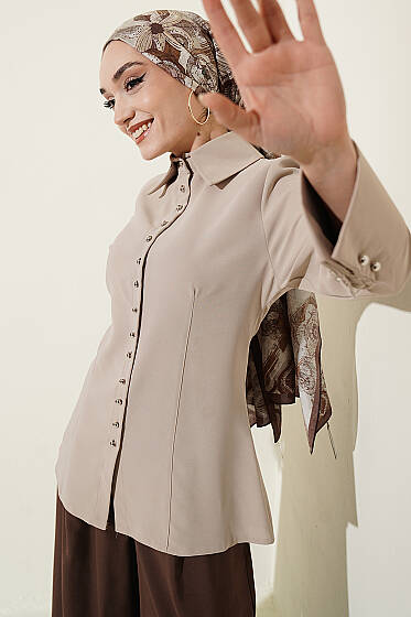 Top Düğmeli Dikiş Detaylı Gömlek Bej - Gömlek