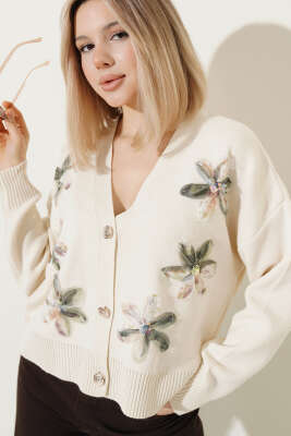 Tül Çiçekli Düğmeli Triko Kısa Hırka Bej Haki 