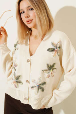 Tül Çiçekli Düğmeli Triko Kısa Hırka Bej Haki 