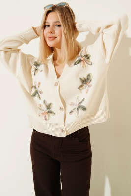 Tül Çiçekli Düğmeli Triko Kısa Hırka Bej Haki - Yılın Fırsatı