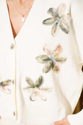 Tül Çiçekli Düğmeli Triko Kısa Hırka Ekru Haki - Kadın Giyim Modelleri