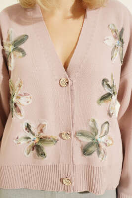 Tül Çiçekli Düğmeli Triko Kısa Hırka Pudra Yeşili - Kadın Giyim Modelleri