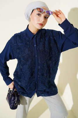 Tül Çiçekli Taş Süslemeli Gömlek Lacivert 