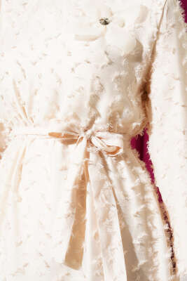 Tül Detaylı Sakallı Kloş Elbise Bej - Tesettür Elbise