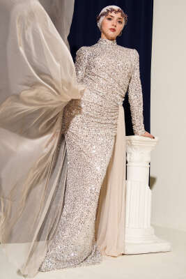 Tül Pelerinli Pul Payet Abiye Elbise Bej - CNR TEKSTİL