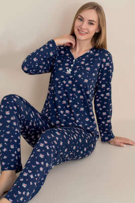 Üç Düğmeli Çiçekli Pijama Takımı Lacivert 