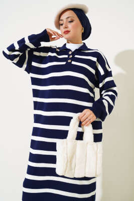 Üç Düğmeli Çizgili Triko Elbise Lacivert - Tesettür Elbise