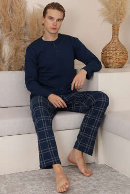 Üç Düğmeli Ekoseli Erkek Pijama Takımı Lacivert - IŞILAY