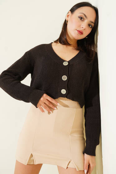 Üç Düğmeli Triko Crop Hırka Acı Kahve - Kadın Giyim Modelleri