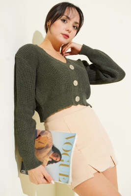 Üç Düğmeli Triko Crop Hırka Haki - Kadın Giyim Modelleri