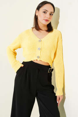 Üç Düğmeli Triko Crop Hırka Sarı - Kadın Giyim Modelleri