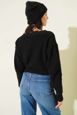 Üç Düğmeli Triko Crop Hırka Siyah - Kadın Giyim Modelleri