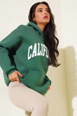 Üç İplik California Baskılı Sweatshirt Zümrüt Yeşili - Kadın Giyim Modelleri