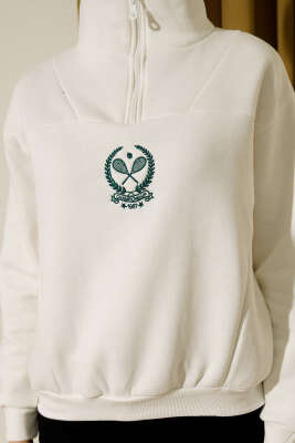 Üç İplik Dik Yaka Sweatshirt Ekru - İndirimli Tesettür Bluz