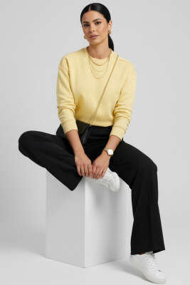 Üç İplik Düşük Kol Basic Sweatshirt Sarı 