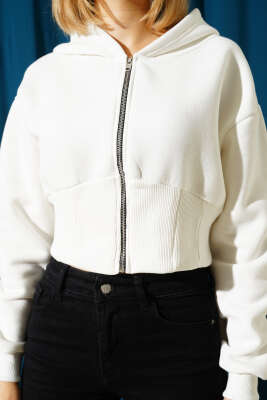Üç İplik Kapüşonlu Crop Hırka Ekru - Kadın Giyim Modelleri