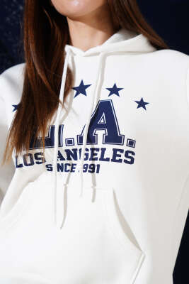 Üç İplik L.A Baskılı Sweatshirt Beyaz - Kadın Giyim Modelleri