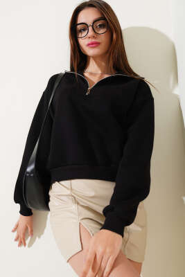 Üç İplik Yakası Yarım Fermuarlı Sweatshirt Siyah 