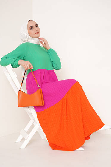 Üç Renkli Kat Kat Elbise Yeşil - Tesettür Elbise